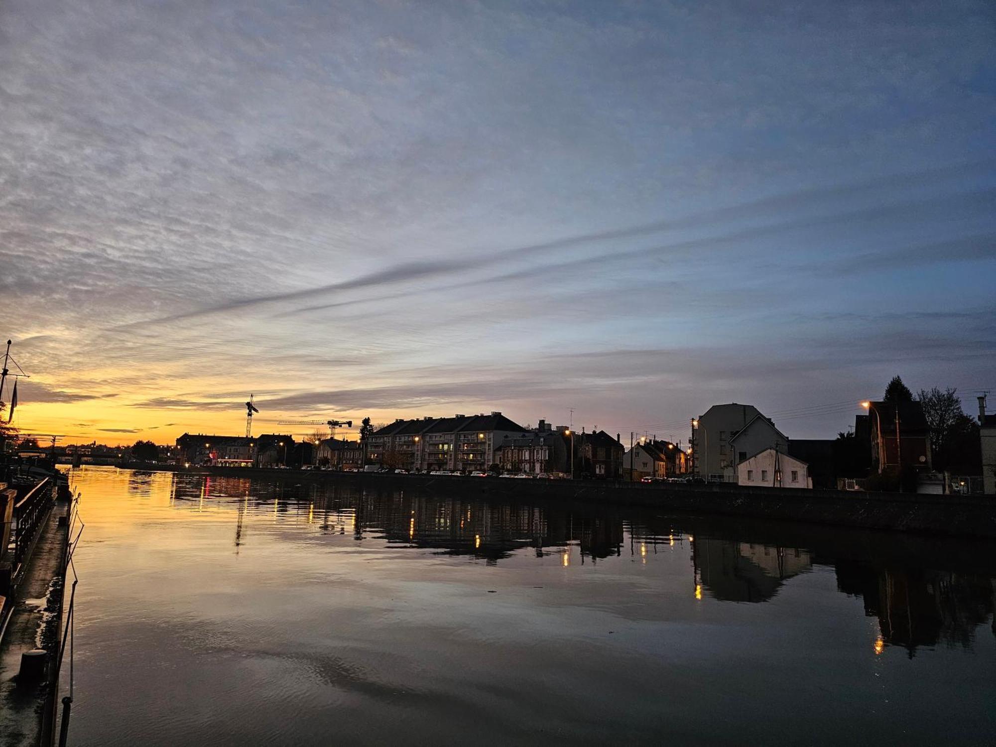 Peniche Logement Atipyque Creil Exteriör bild